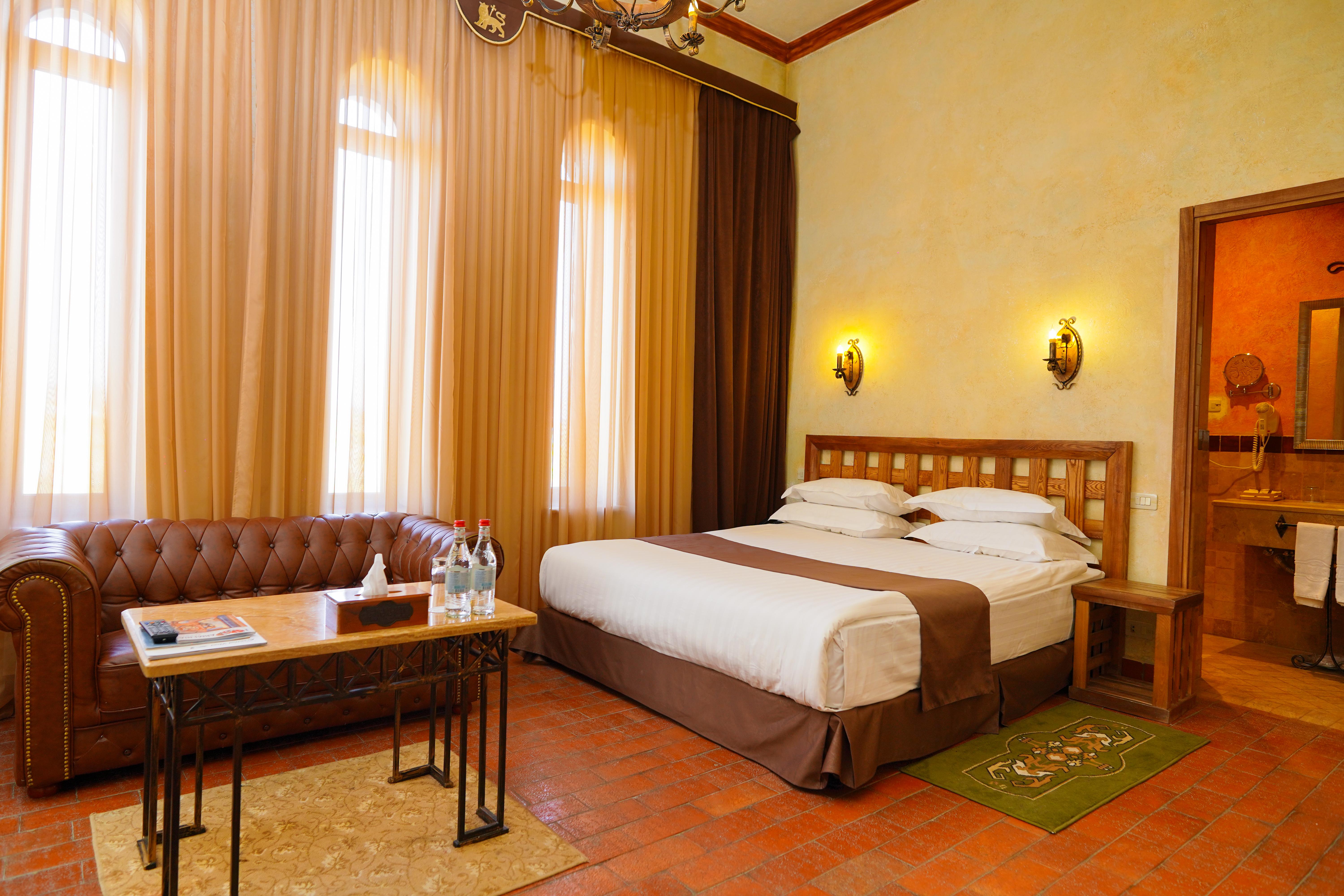 Caucasus Hotel Kasagh Exterior photo A room at the hotel