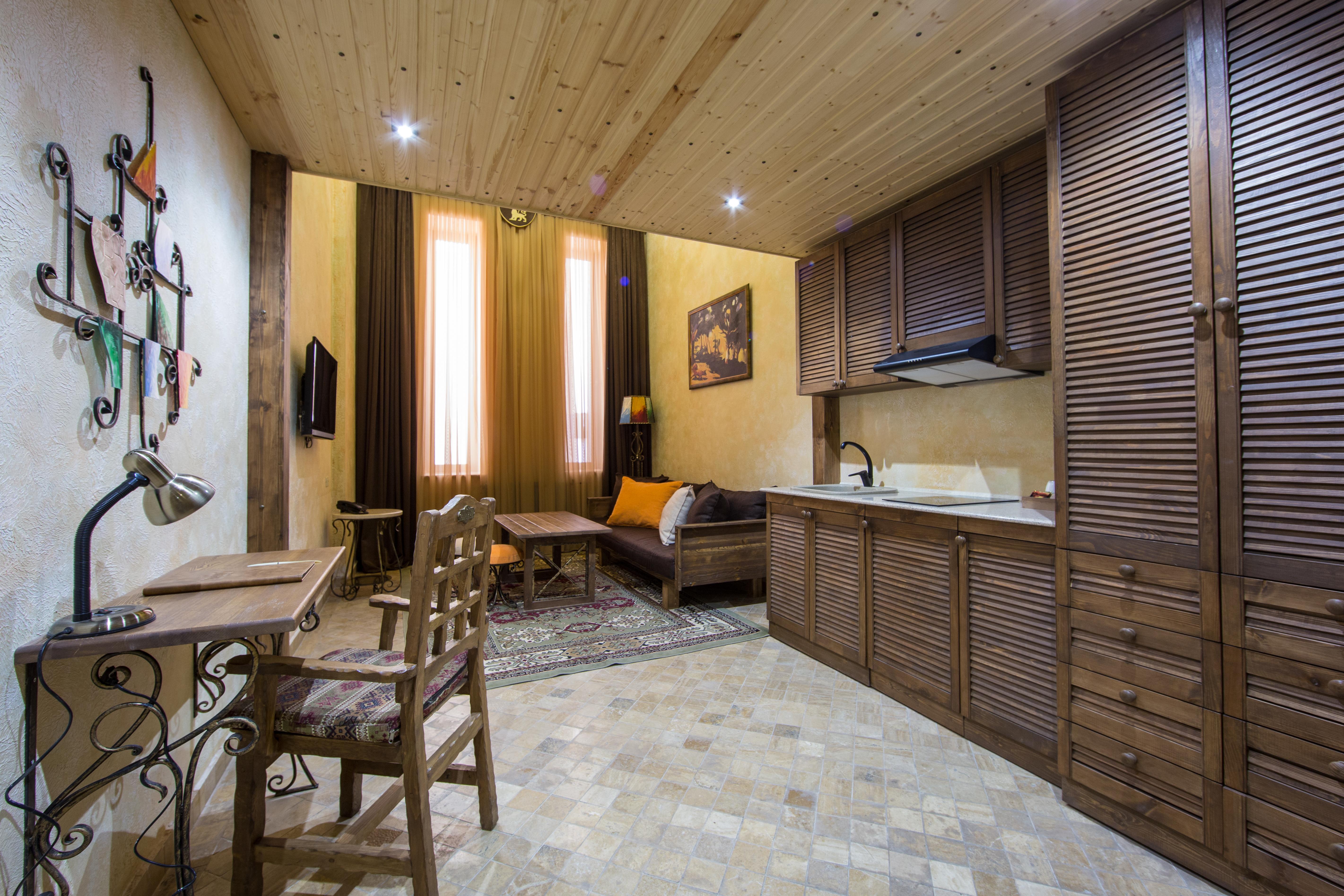 Caucasus Hotel Kasagh Exterior photo A studio apartment